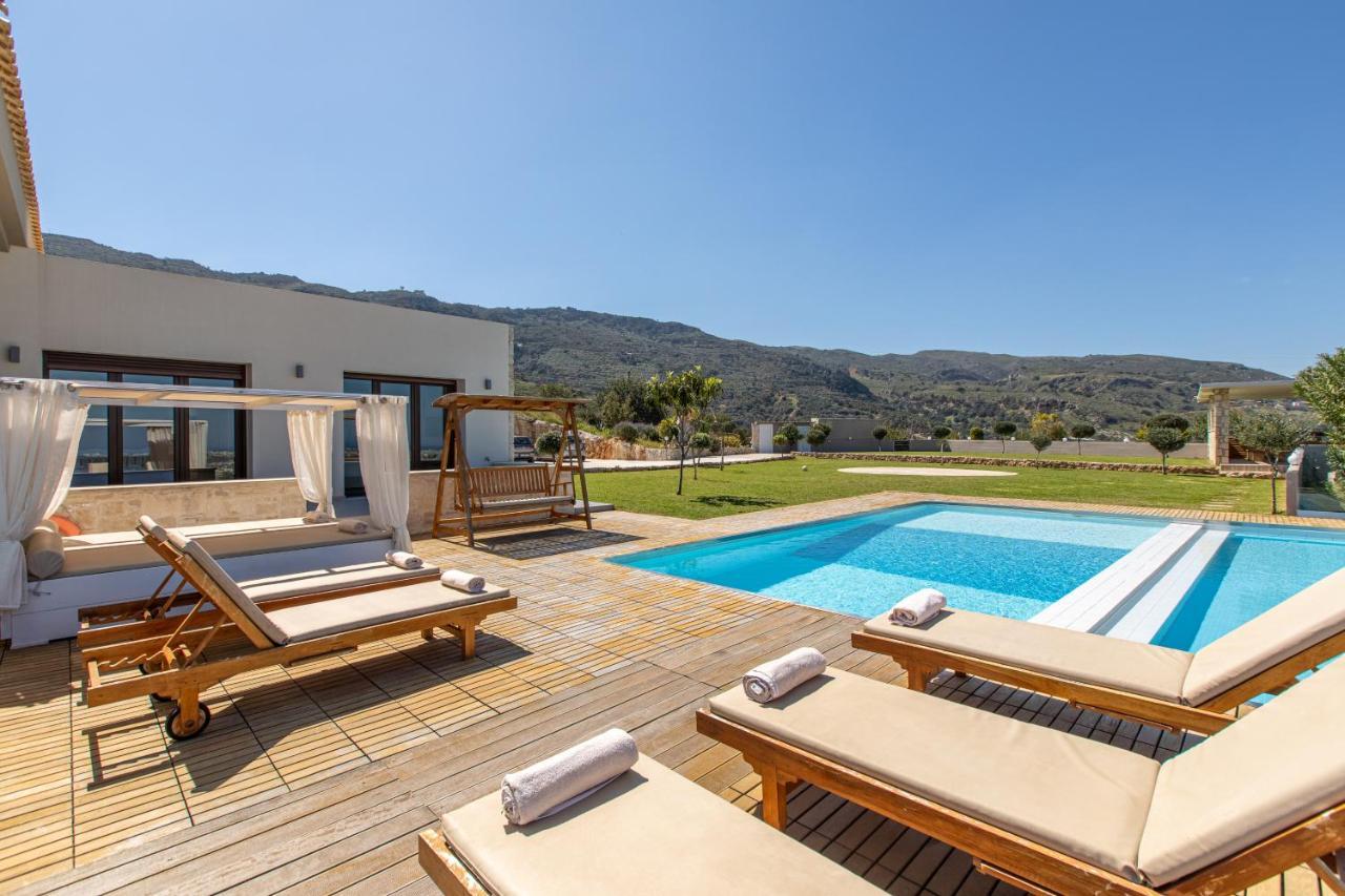 Villa Kedria With A Panoramic Ocean View Tsikalaria  Exterior photo